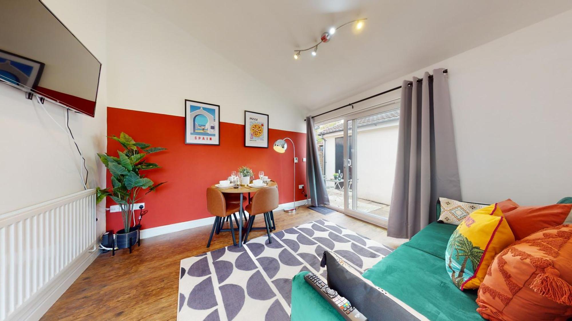 Cosy Cardiff Apartment And Patio Esterno foto