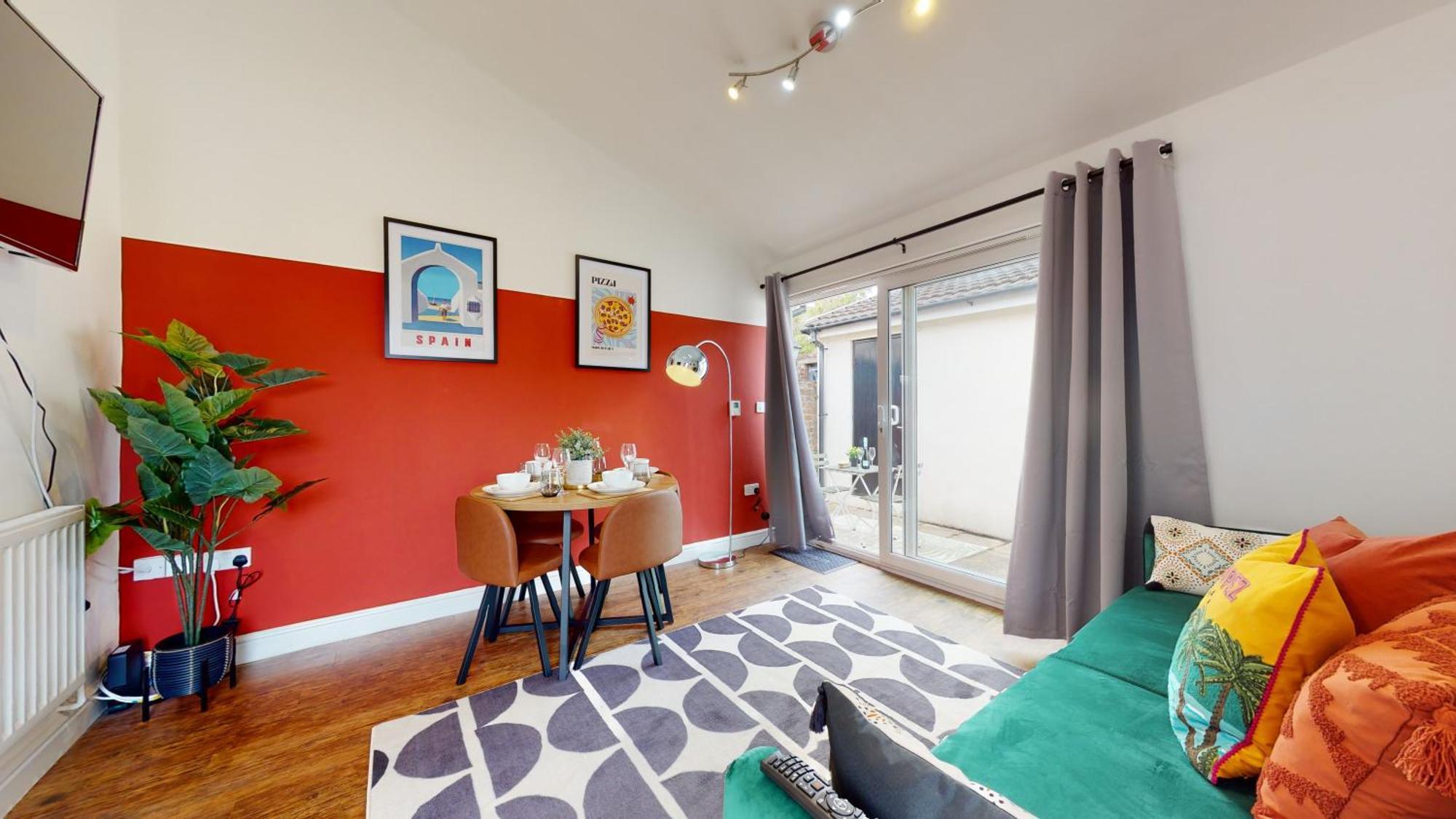 Cosy Cardiff Apartment And Patio Esterno foto