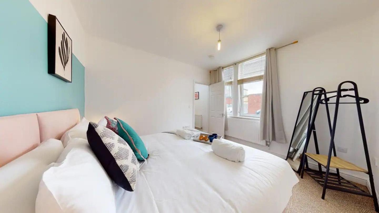 Cosy Cardiff Apartment And Patio Esterno foto