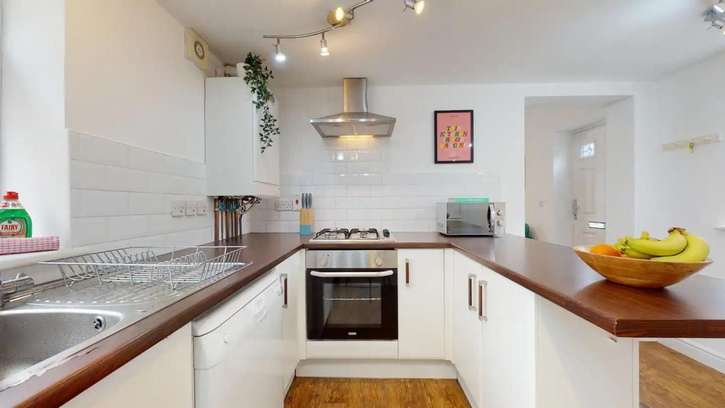 Cosy Cardiff Apartment And Patio Esterno foto